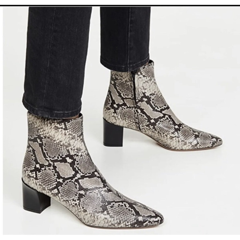 Vince Lanica Natural Snake Embossed Leather Ankle Bootie Block Heel Size 7 37